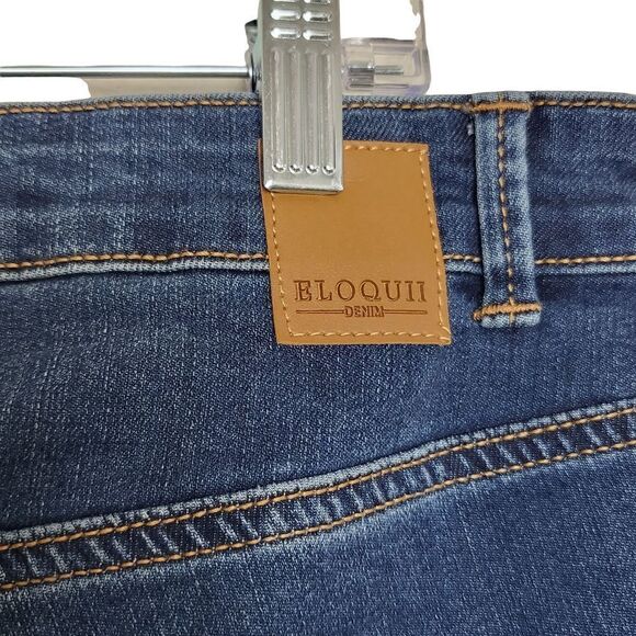 Eloquii Slim Bootcut Jean Size 18 - Picture 9 of 12